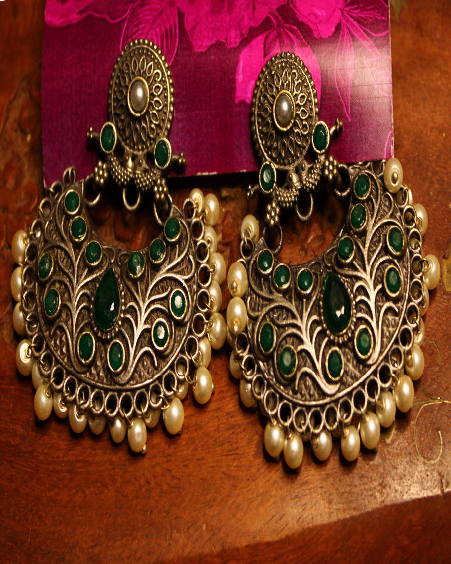 Saanvi Silver Earrings